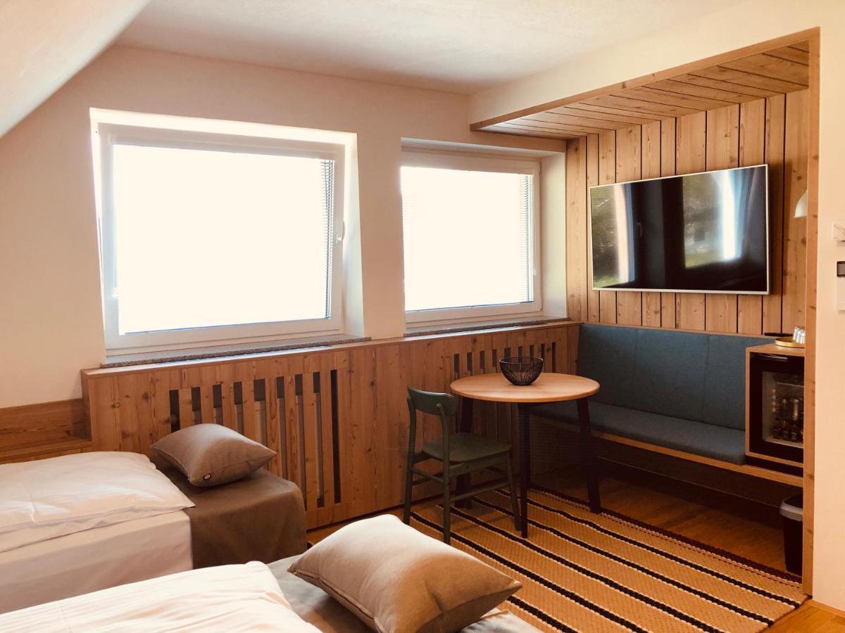 Na Vasi Restavracija In Prenocisca Hotel Skofja Loka Luaran gambar